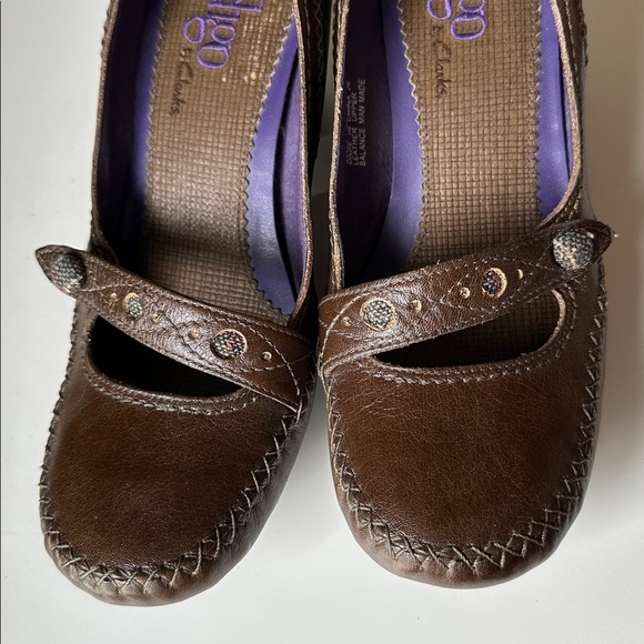 Clarks Indigo brown leather Mary Jane style heeled Loafer - Picture 5 of 17